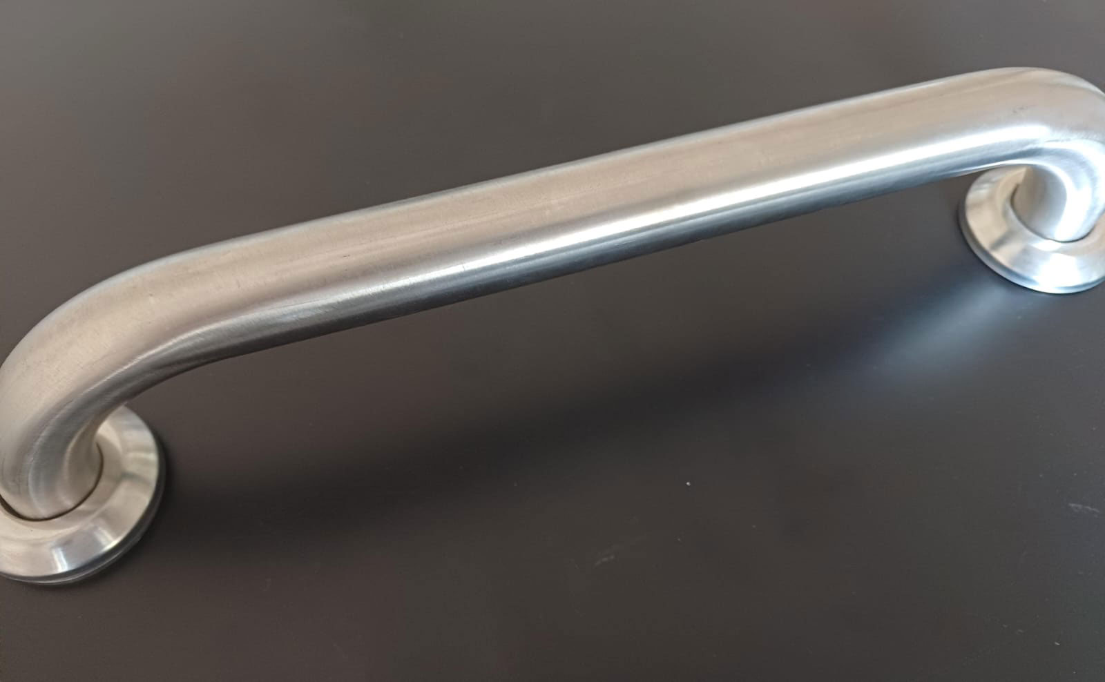 Barra de Apoio Sanitários Acessíveis