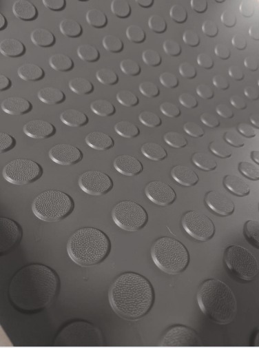 Piso Antiderrapante 50x50x4mm Moeda