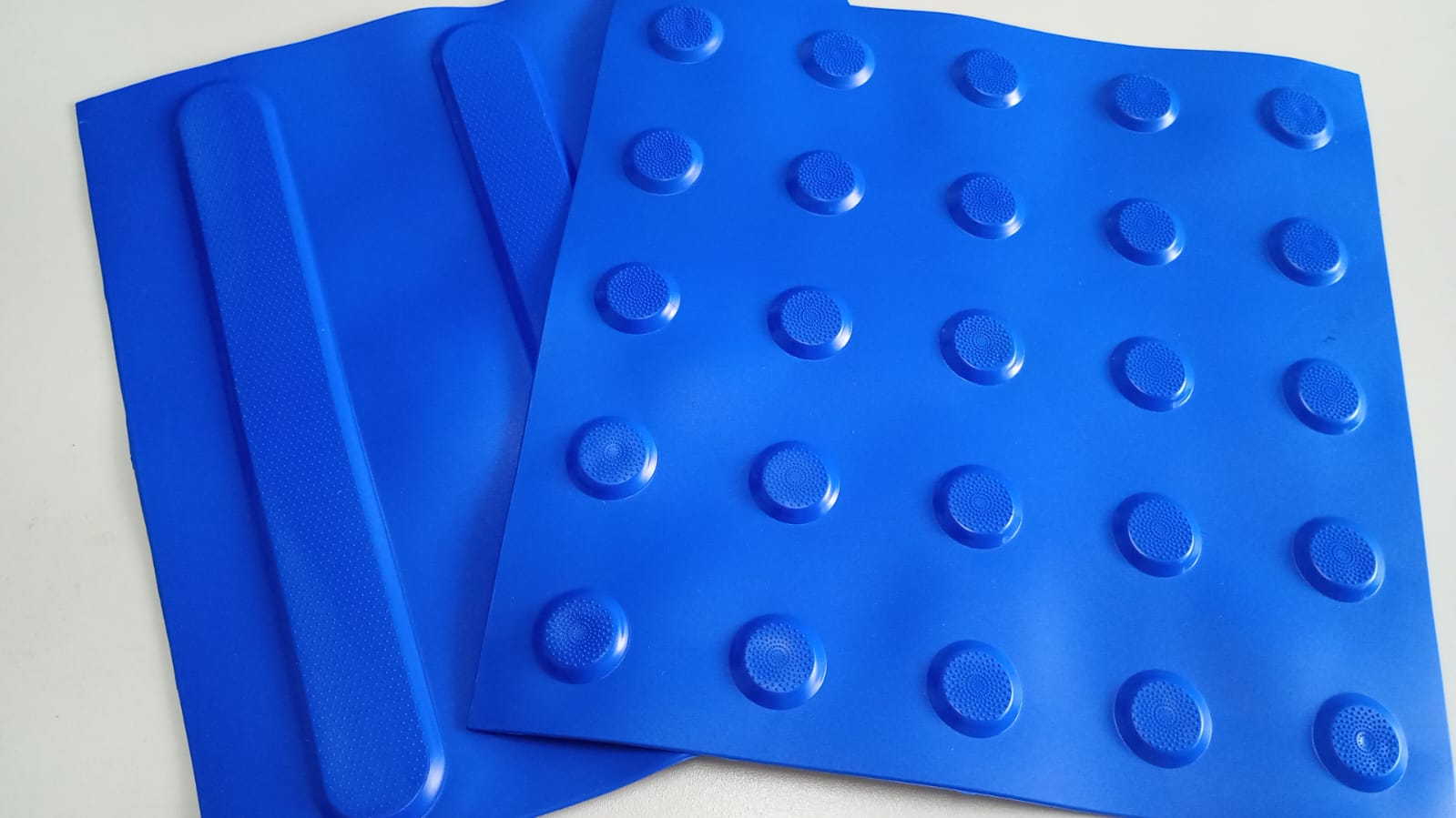 Piso Tátil Placa PVC 25X25